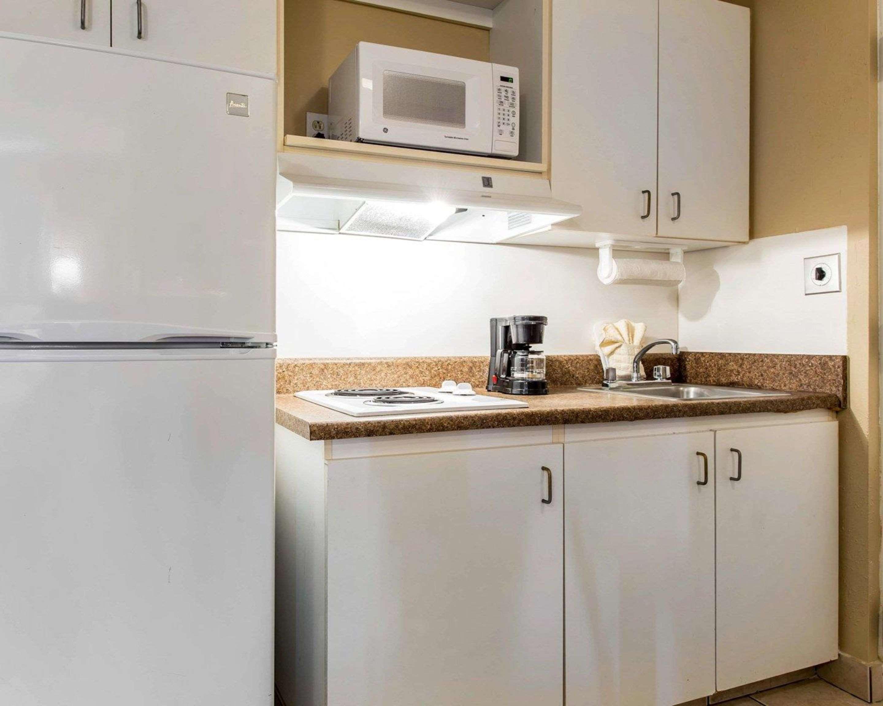 Suburban Studios Kennesaw-Marietta North Екстер'єр фото