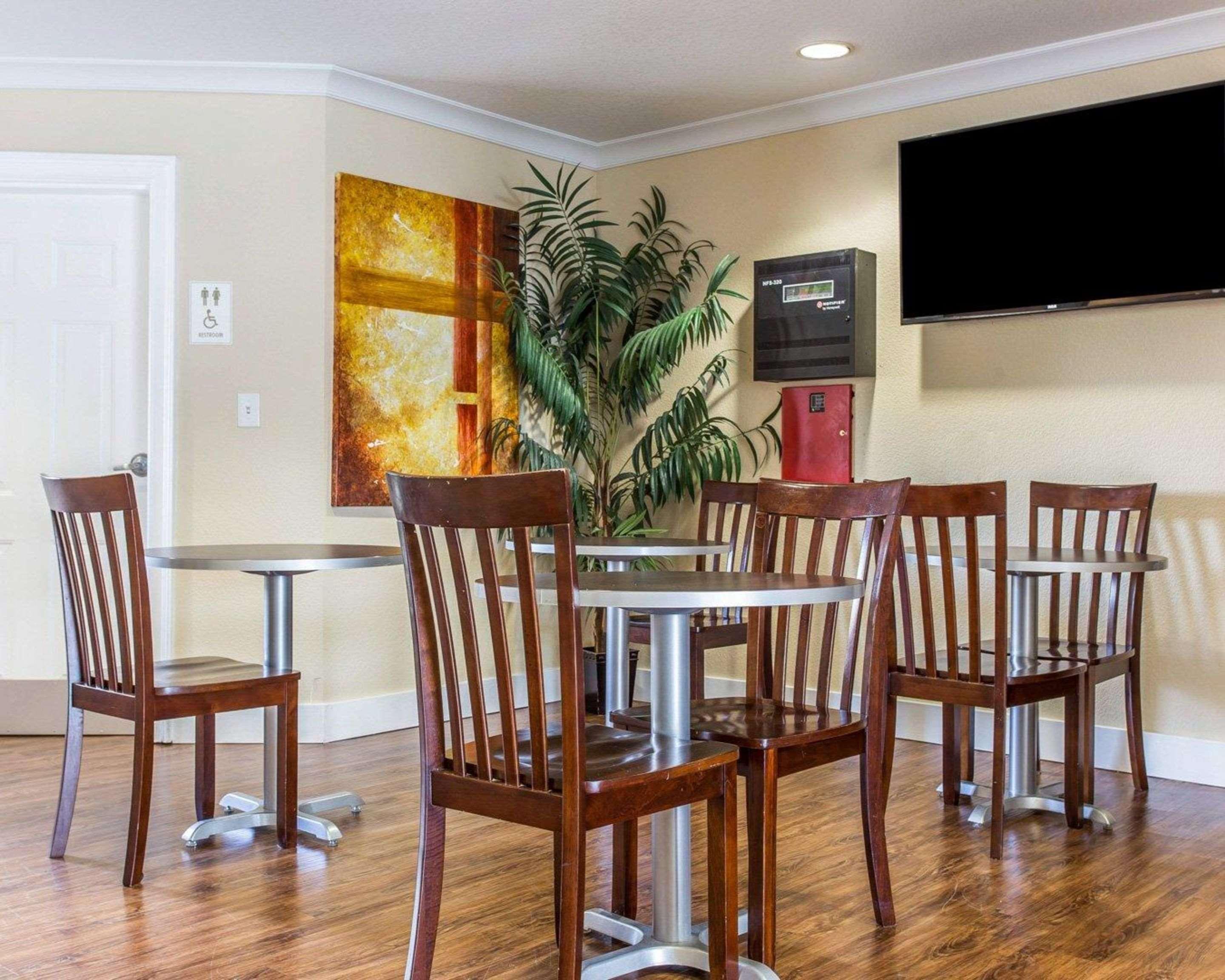 Suburban Studios Kennesaw-Marietta North Екстер'єр фото