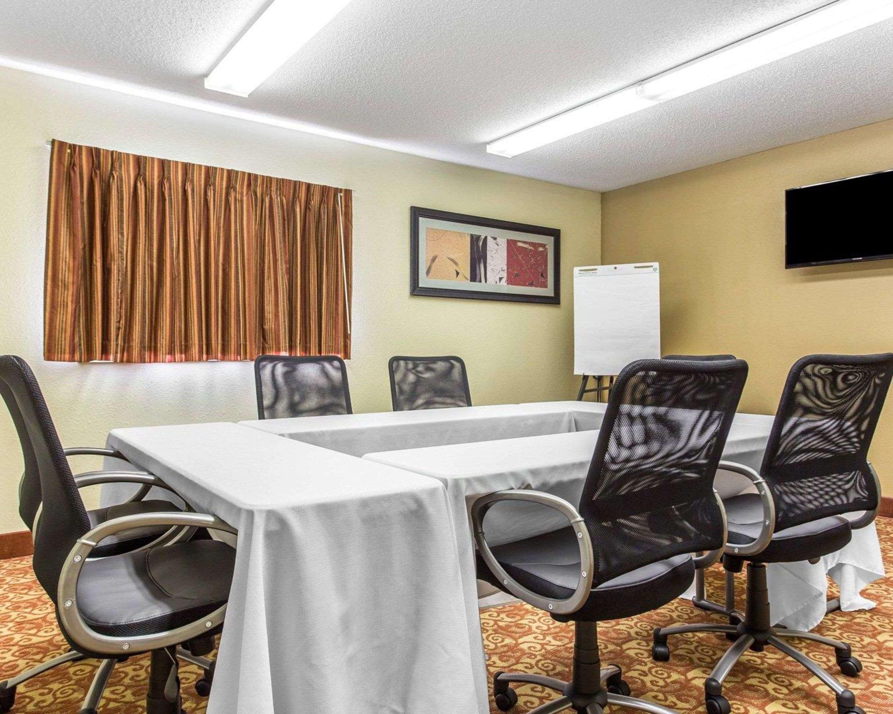 Suburban Studios Kennesaw-Marietta North Екстер'єр фото